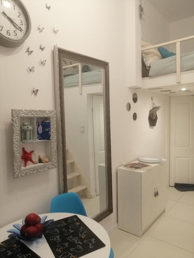 לינה וארוחת בוקר לודז' Dobranoc מראה חיצוני תמונה